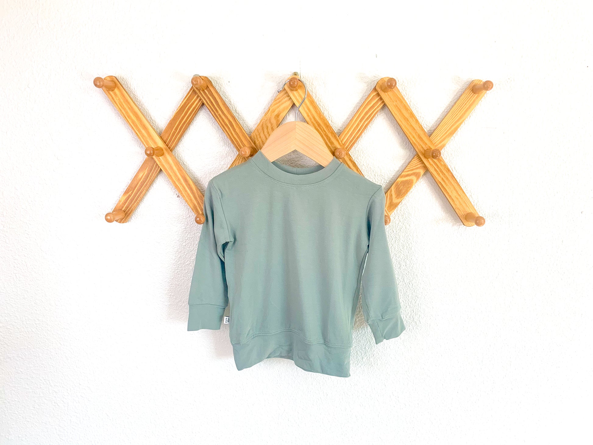 Crew Neck Pullover Sweater - One Kind Clothing, LLC