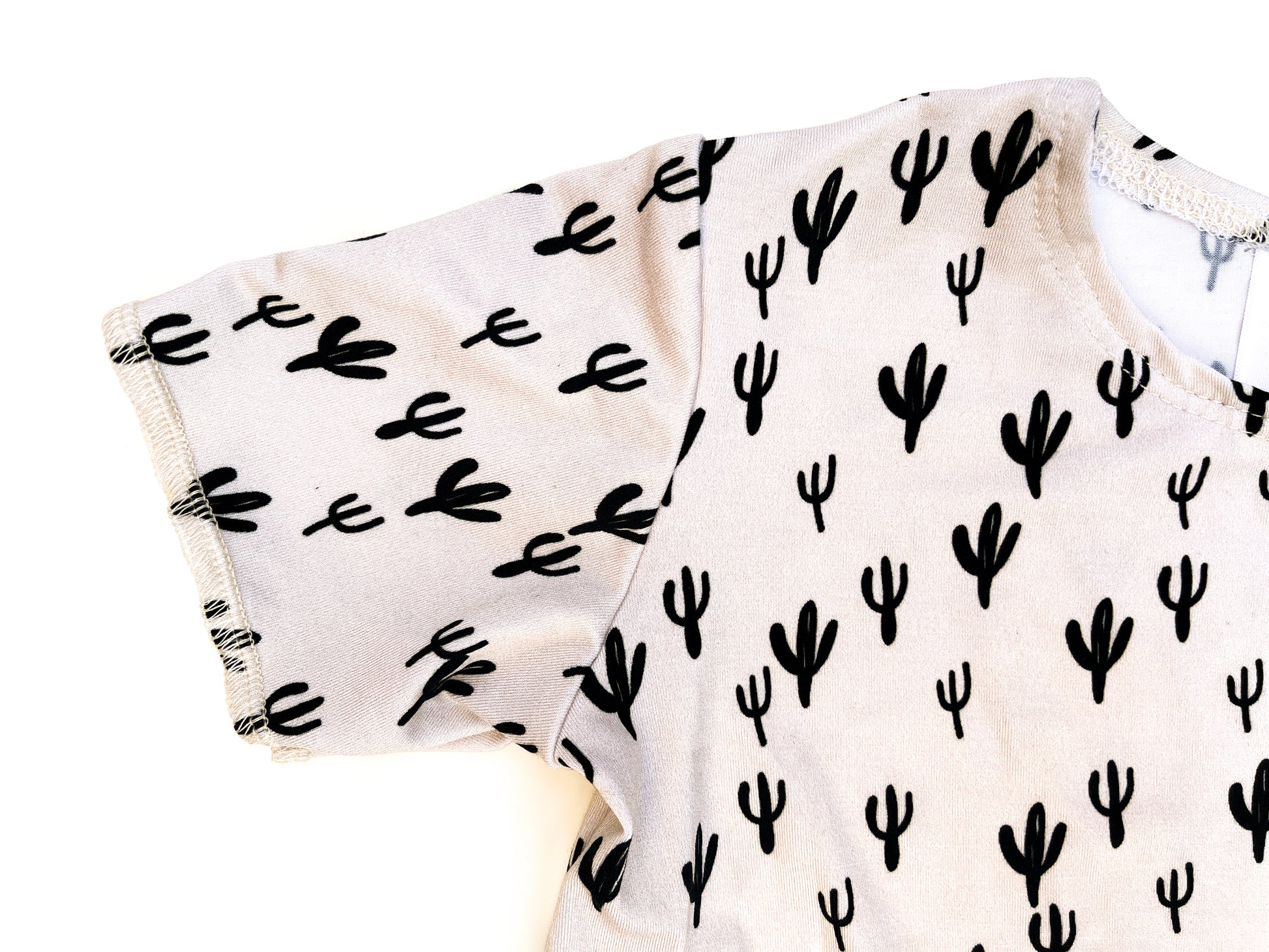 Slouchy Tee | Cactus - One Kind Clothing, LLC